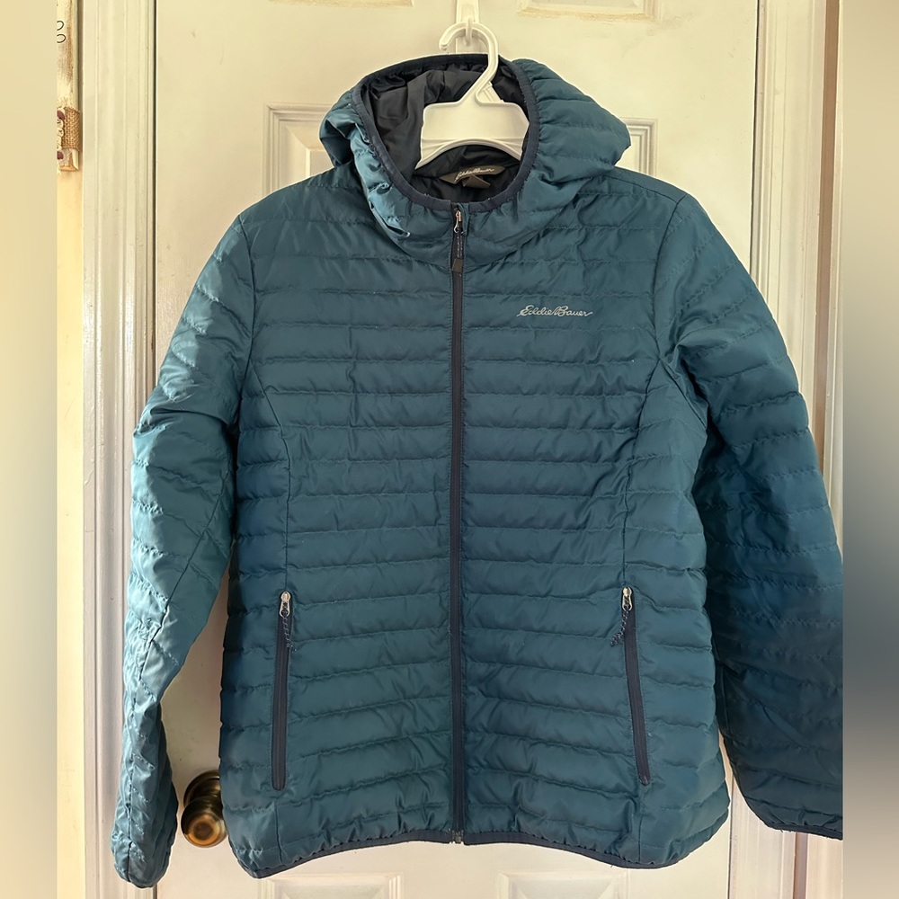 Large Eddie Bauer hooded jacket